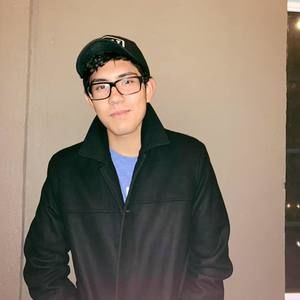 Meet your Posher, Emmanuel